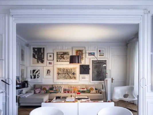 Con la piantana luce e stile alla casa