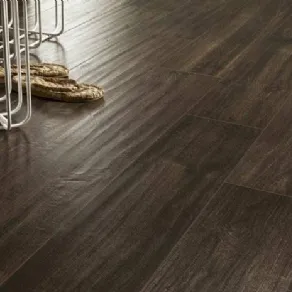 Piastrelle gres porcellanato effetto legno