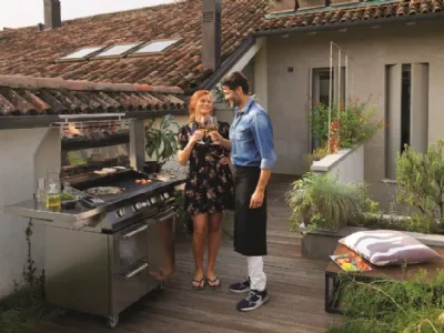 Il barbecue a gas da incasso BIBQ1205H di Smeg