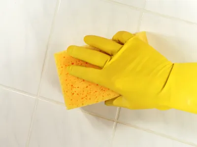 Metodi tradizionali per pulire le fughe