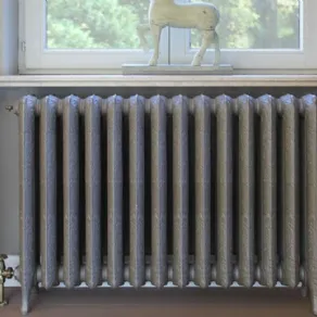 Termosifone smaltato grigio zona giorno