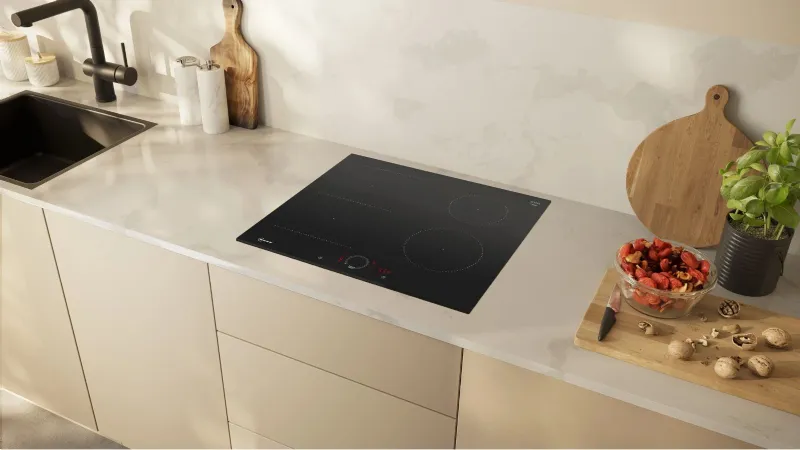 N 70 - Piano cottura a induzione di Neff