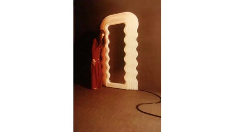 manifesto mostra radical design