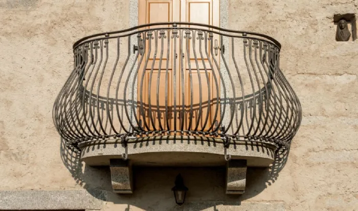 Ringhiera per balcone realizzata da Panelli Arteferro