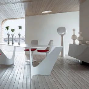 Sala da pranzo moderna bianca
