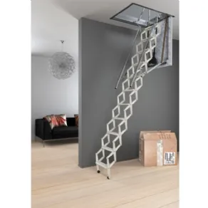 scala retrattile rintal