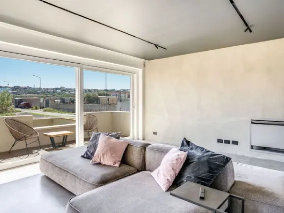 Le grandi vetrate panoramiche di WnD