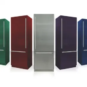 cinque frigoriferi nei colori verde, bourdeaux, acciaio, melanzana e blu 