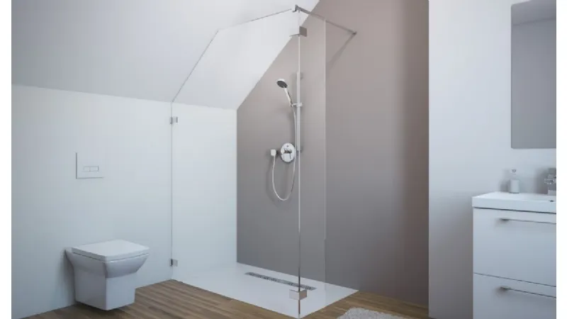 Box doccia su misura per il bagno in mansarda