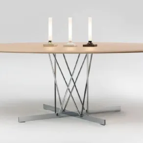 Tavolo Viscount of Wood di Kartell con top in frassino e struttura in acciaio