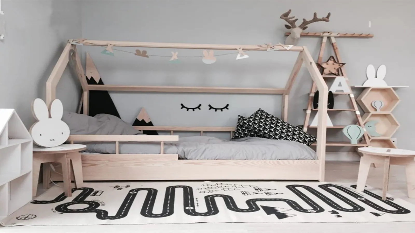 Letto Montessori: idee per un lettino per bambini con un occhio  all'educazione