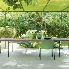 Tavolo Suzanne di Paola Lenti