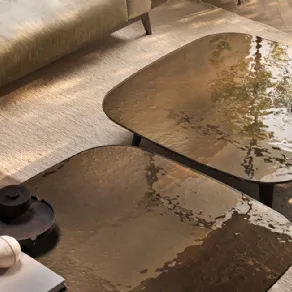 Magma di Fiam. Tavolino da caffè con stuttura in legno e piano in vetro retroverniciato