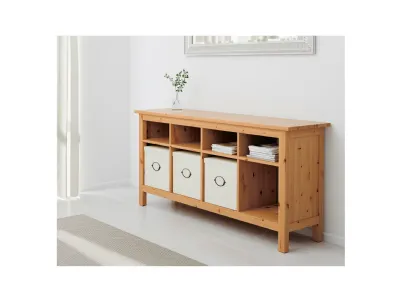 Tavolo consolle Ikea, pratico e moderno