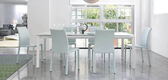 tavolo e sedie Bonaldo arredamento moderno