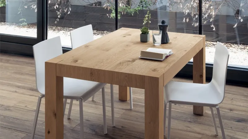 Essential Scavolini - tavolo in MDF impiallacciato Rovere Nodato verniciato