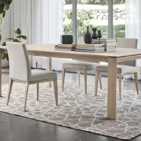 Tavolo impiallacciato natural Omnia di Calligaris 