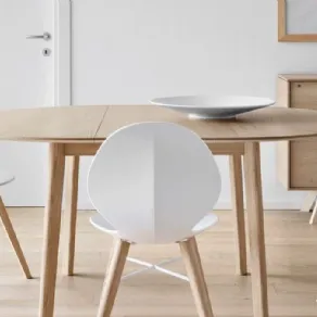 Cream Table, il bello della semplicità