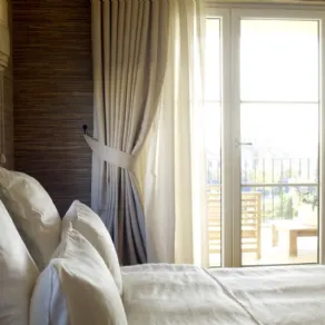 Tenda per camera da letto classica