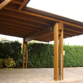 Tettoie in legno lamellare