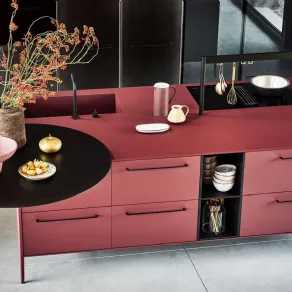 Unit di Cesar con top in Fenix Rosso Jaipur