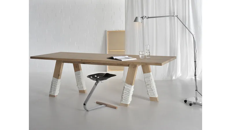 tavolo legno interno