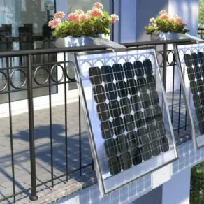 Mini pannello fotovoltaico realizzato da Ri-ambientando