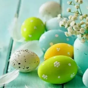 Decorazioni uova di Pasqua