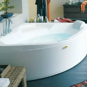 La vasca angolare Uma by Jacuzzi