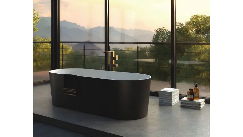 Deluxe, design minimale e volumi importanti