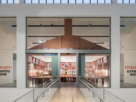 Ingresso mostra su Magistretti alla Triennale di Milano