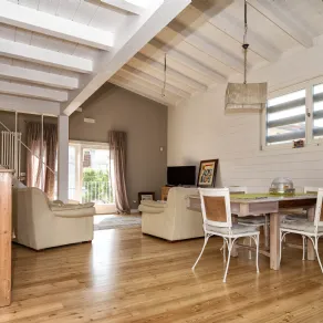 interno casa in legno