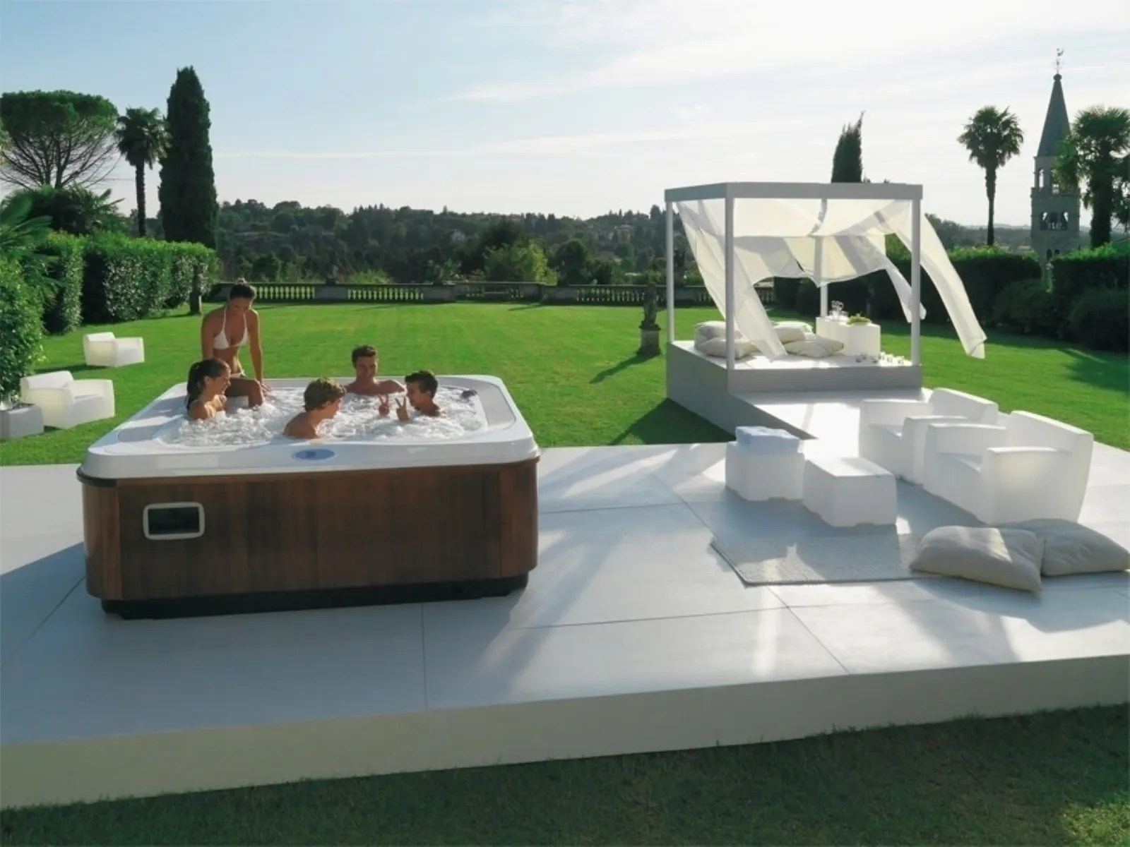 Jacuzzi idromassaggio da esterno consigli giardino Vasca idromassaggio fai da te