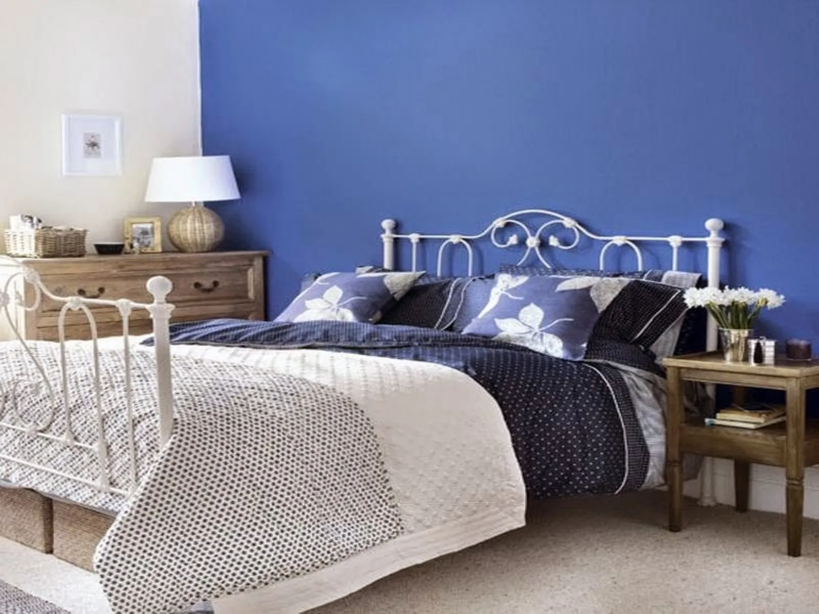 Pareti particolari per camere da letto: idee e tendenze tendenze casa Idee per pitturare la camera da letto