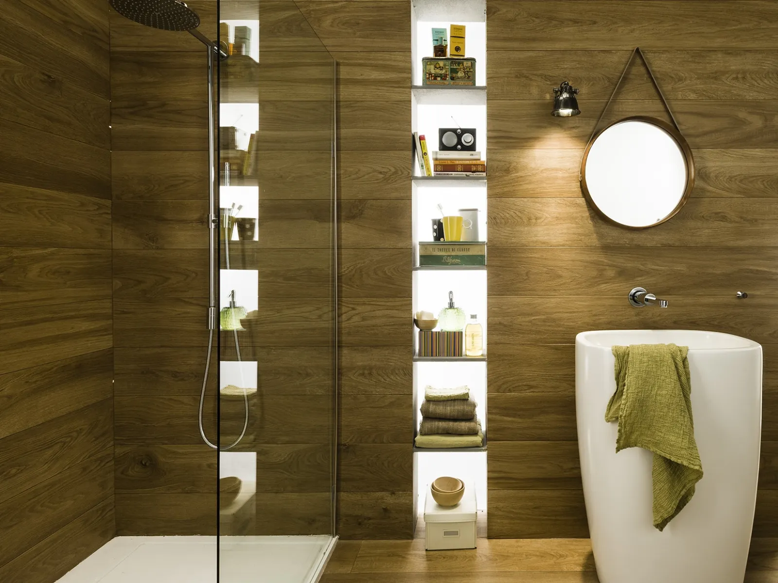 Piastrelle finto legno, le piastrelle che imitano il parquet ... Rivestimento finto legno