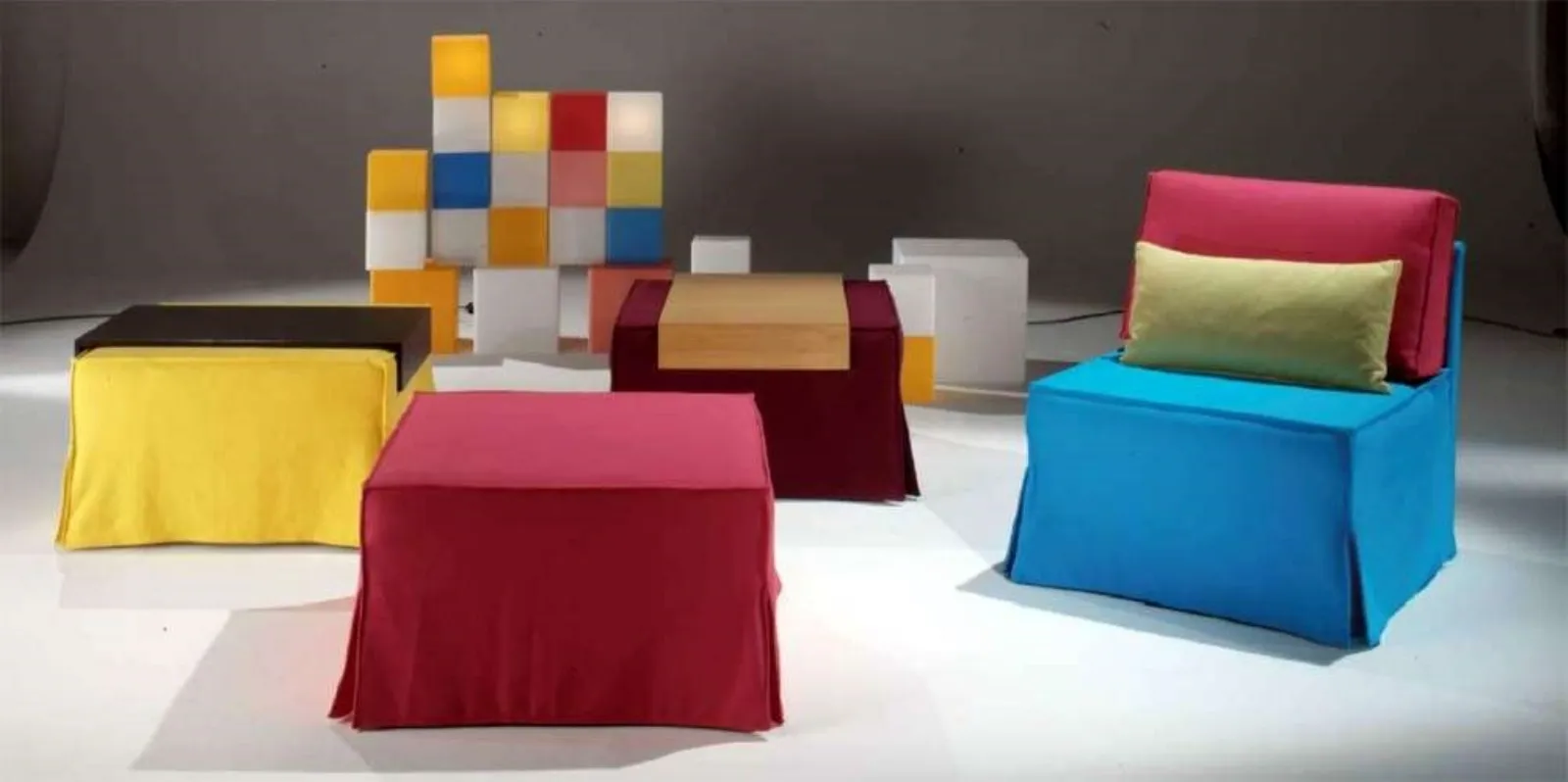 Pouf Letto singolo: il comfort e la praticità in poco spazio ... Pouf Letto singolo: il comfort e la praticità in poco spazio ...