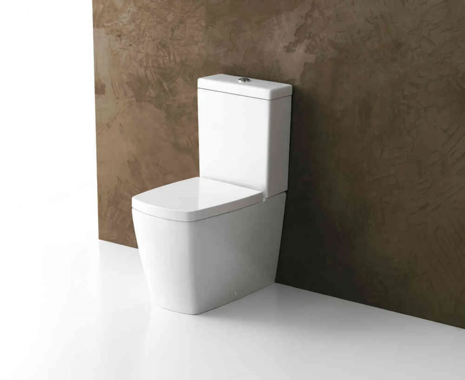 wc x-tre Axa