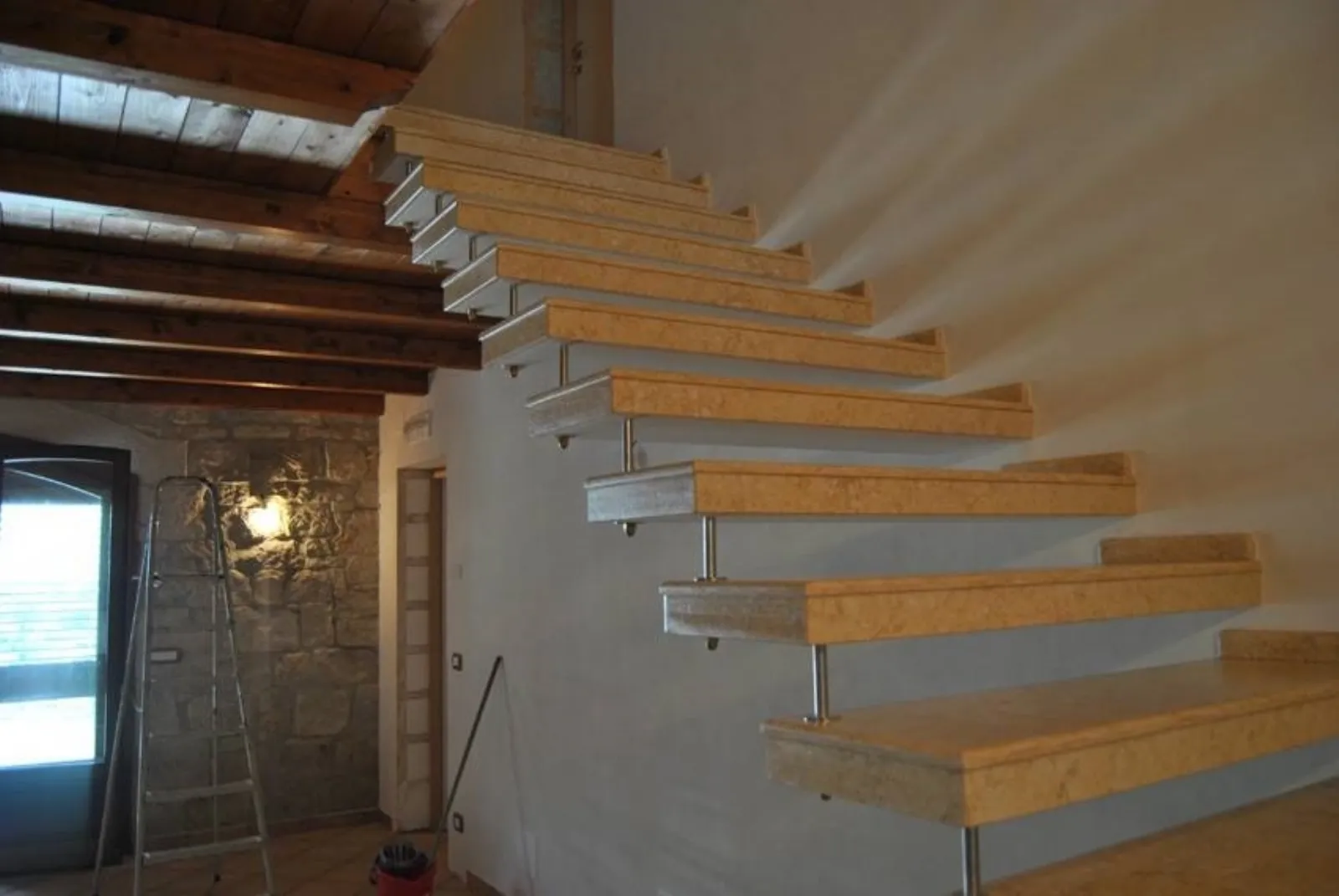 scala prefabbricata finita
