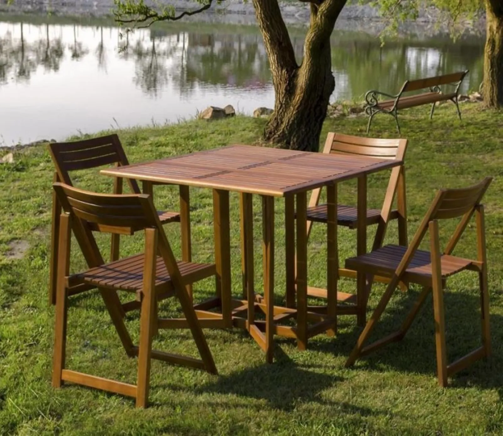 Sedie da giardino legno: arredamento giardino colorato ... Sedie colorate legno