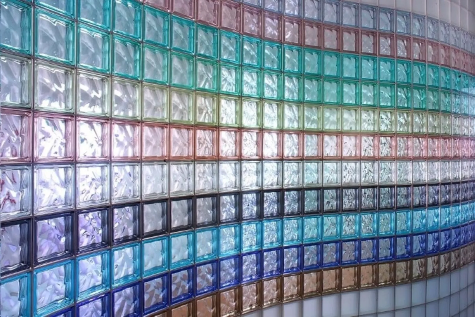 Vetromattoni colorati Glassblock Seves