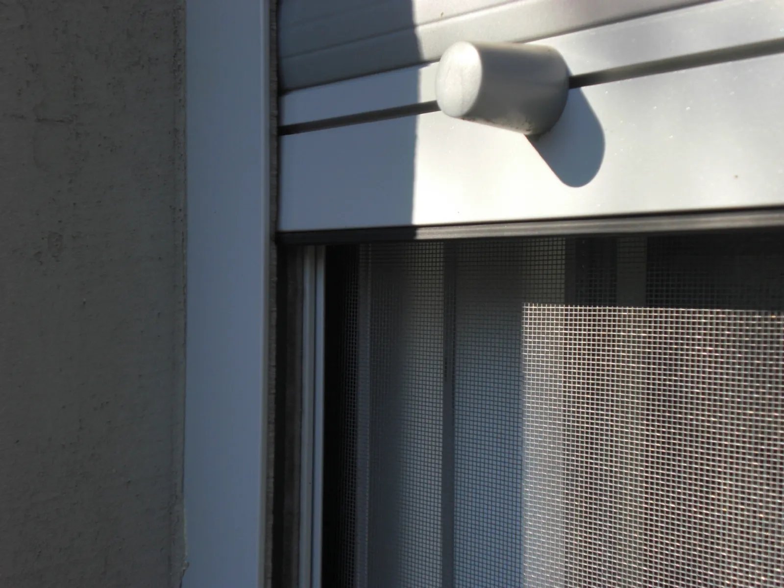 Zanzariere fai da te, pratiche ed economiche - Finestre